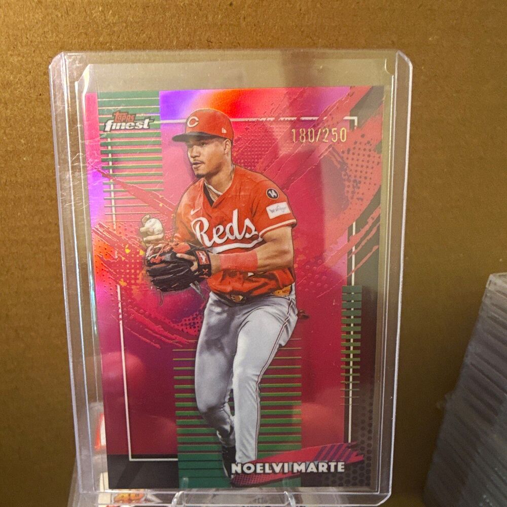2025 Topps Finest Noelvi Marte Cincinnati Reds #203 Serial Numbered 180/250